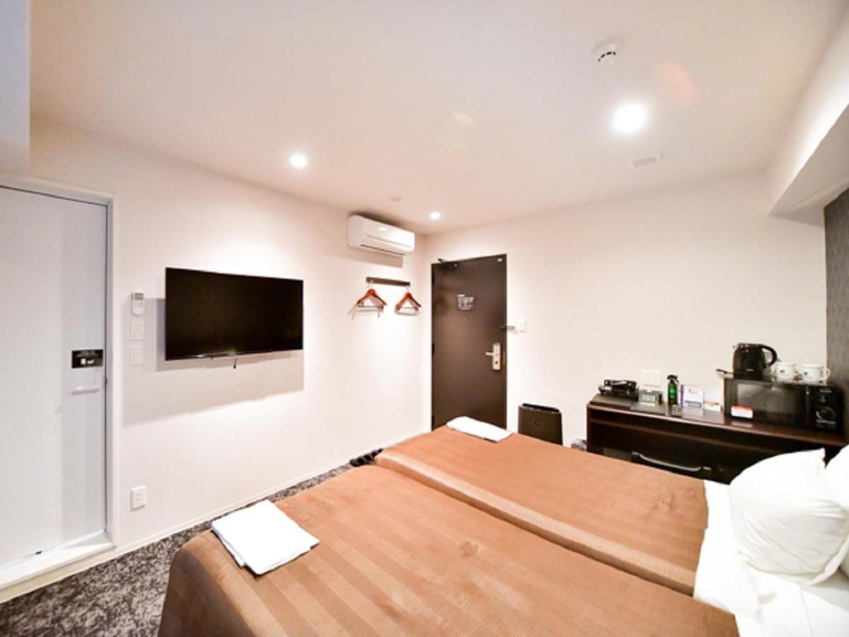 Hotel Livemax Hakataekimae Фукуока Экстерьер фото